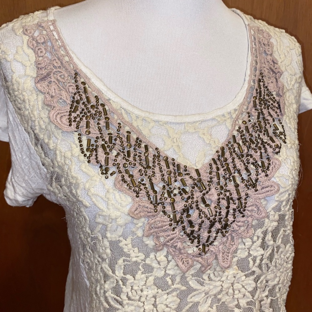 Daytrip top from The Buckle studs and lace size S